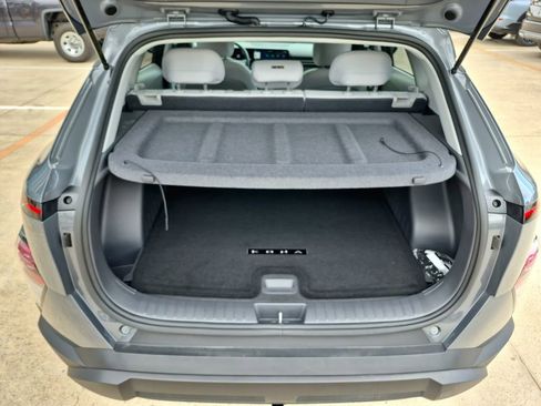 Used 2025 Hyundai Kona SEL FWD image 32