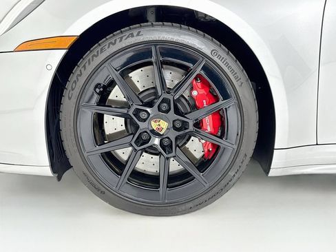 Certified 2026 Porsche 911 Carrera S RWD image 32