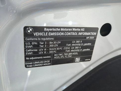 Used 2020 BMW 530e w/ Premium Package image 27