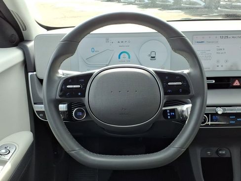 Certified 2024 Hyundai Ioniq 5 SE image 23
