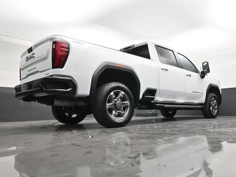 Used 2025 GMC Sierra 2500 SLT w/ SLT Premium Package AWD/4WD image 28