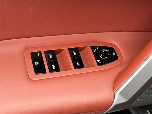 Used 2025 BMW iX M60 image 13