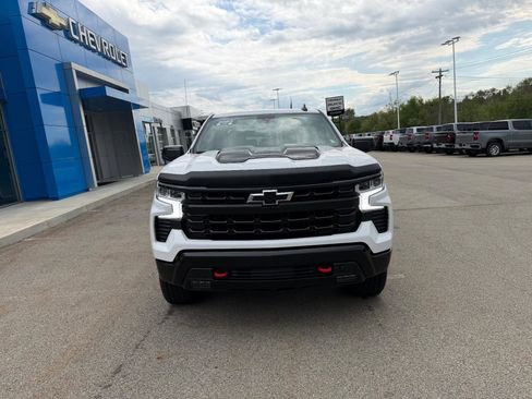 Certified 2023 Chevrolet Silverado 1500 LT Trail Boss w/ Protection Package AWD/4WD image 9