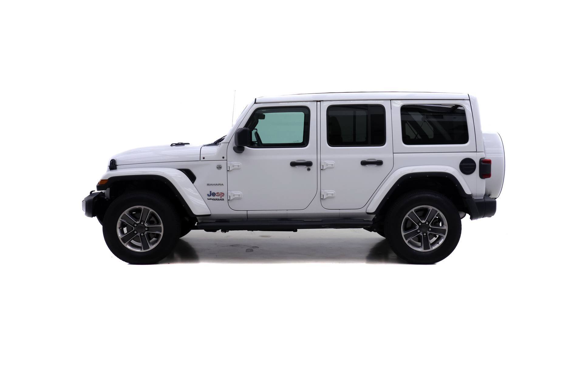 Used 2021 Jeep Wrangler Unlimited Sahara w/ LED Lighting Group AWD/4WD image 3