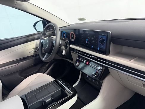 Used 2025 Hyundai Tucson Blue AWD/4WD image 28