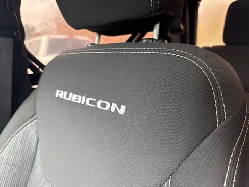 Used 2015 Jeep Wrangler Rubicon w/ Dual Top Group image 19