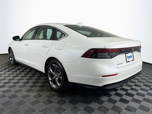 Certified 2023 Honda Accord EX image 4