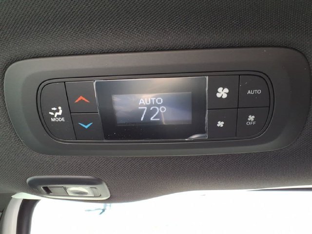 New 2026 Chrysler Pacifica Limited w/ S Appearance Package FWD image 16