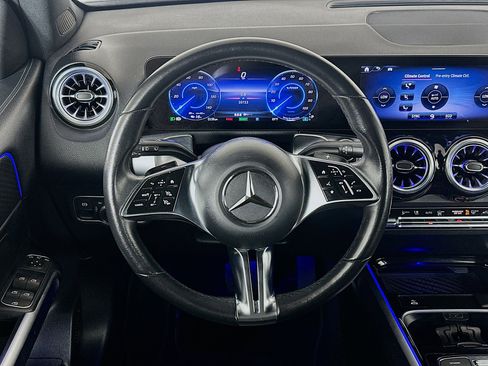 Used 2024 Mercedes-Benz EQB 250+ image 18