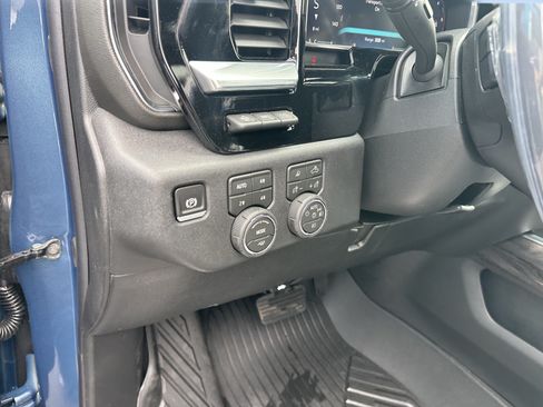 New 2026 Chevrolet Silverado 2500 LTZ w/ LTZ Premium Package AWD/4WD image 15