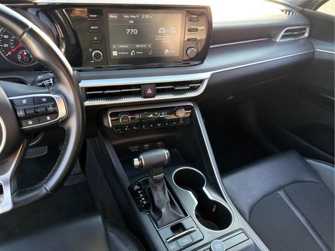 Used 2021 Kia K5 GT-Line w/ GT-Line FWD Premium Package image 12