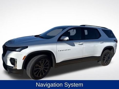 Used 2023 Chevrolet Traverse RS w/ LPO, Floor Liner Package image 3