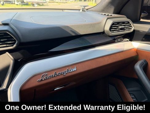 Used 2019 Lamborghini Urus AWD/4WD image 25