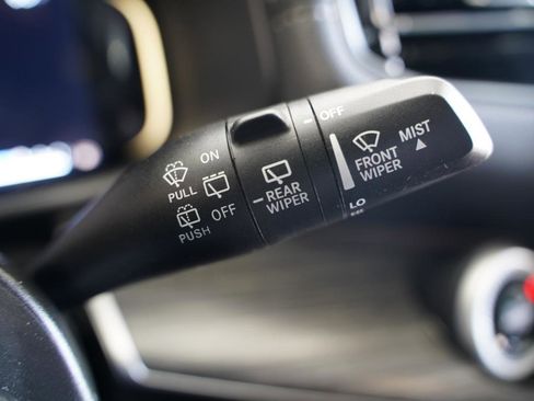 Used 2024 Jeep Wagoneer L Series II w/ Flexible Seating Group image 16