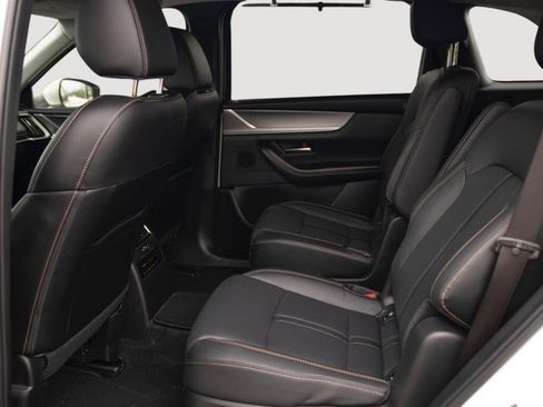 Used 2024 MAZDA CX-90 3.3 Turbo w/ Premium Package image 14