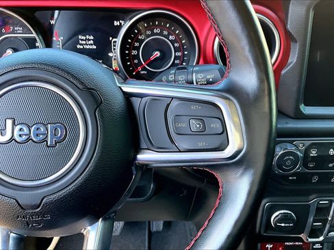 Used 2021 Jeep Wrangler Unlimited Rubicon AWD/4WD image 29