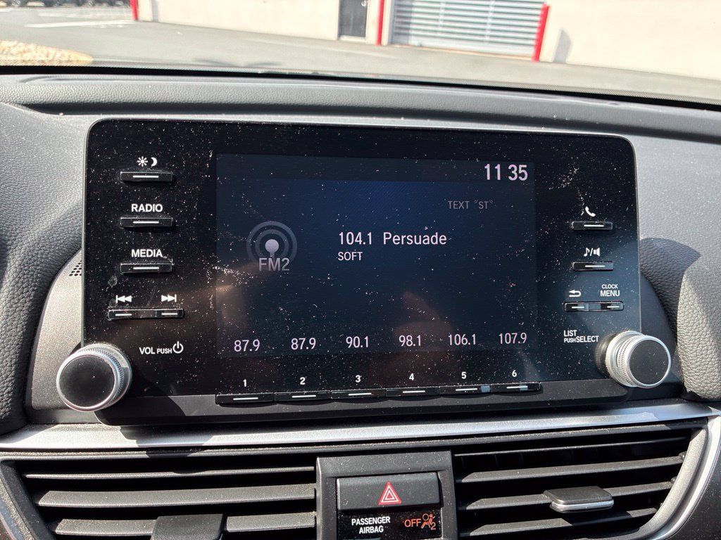 Used 2018 Honda Accord LX image 26