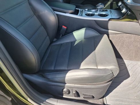 Used 2019 Kia Stinger GT2 image 27