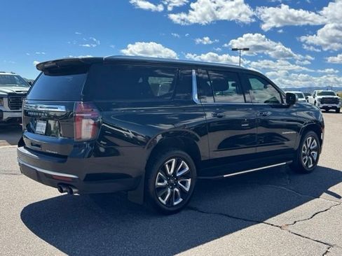 Certified 2021 Chevrolet Suburban Premier AWD/4WD image 5