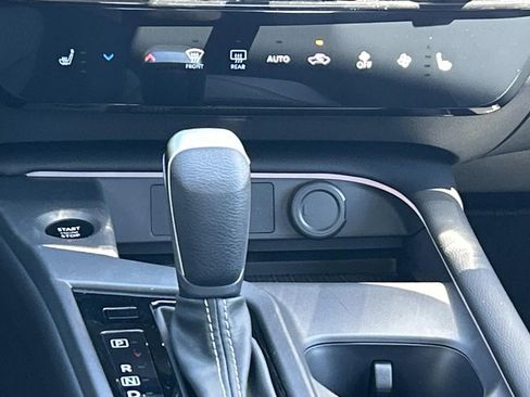 New 2026 Nissan Sentra SV w/ SV Convenience Package FWD image 24