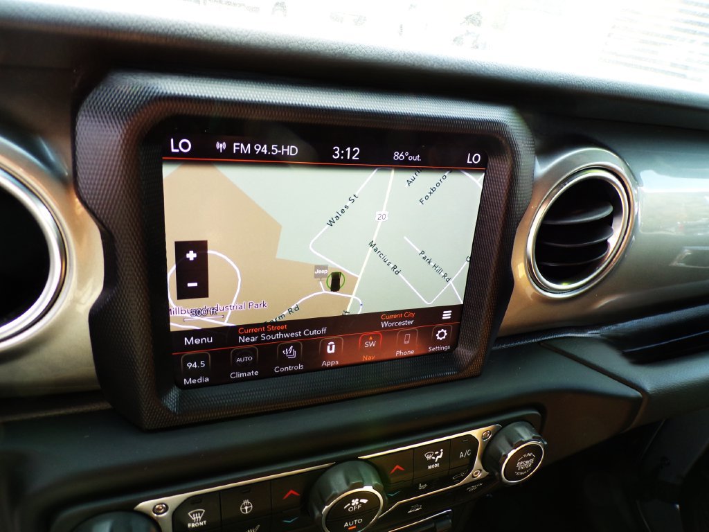 Used 2021 Jeep Wrangler Unlimited Sahara AWD/4WD image 23