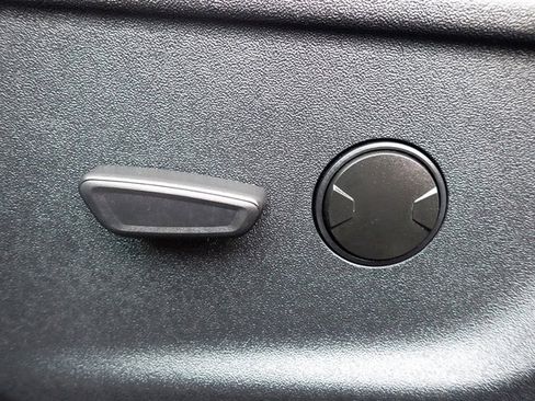 Certified 2023 Ford F150 XLT image 22