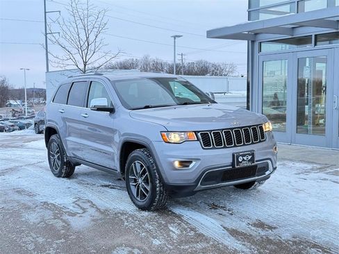 Used 2018 Jeep Grand Cherokee Limited image 1
