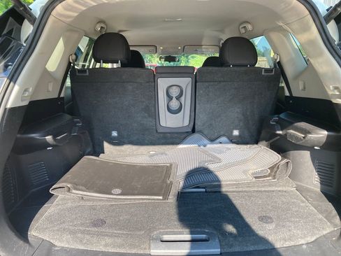 Used 2018 Nissan Rogue SV image 27