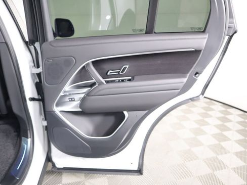 New 2026 Land Rover Range Rover SE image 28