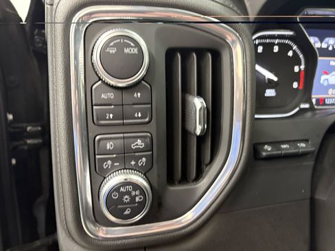 Used 2021 GMC Sierra 1500 Denali w/ Denali Ultimate Package AWD/4WD image 19