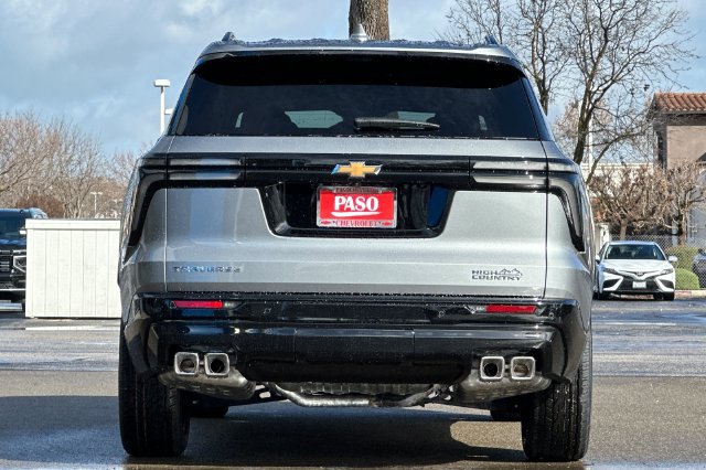 New 2026 Chevrolet Traverse High Country FWD image 8