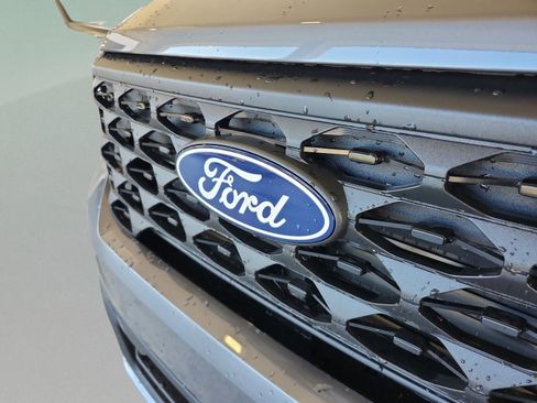 New 2026 Ford Maverick XLT w/ 4K Tow Package image 25