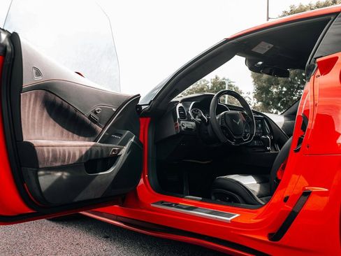 Used 2019 Chevrolet Corvette ZR1 RWD image 24