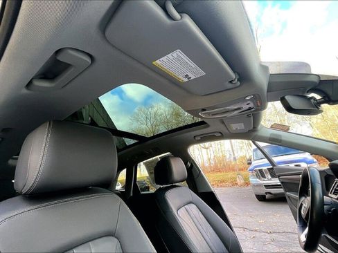 Used 2021 Audi Q5 2.0T Premium Plus w/ Premium Plus Package image 12