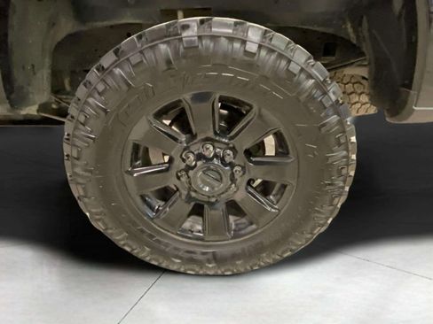 Used 2017 Ford F250 Platinum w/ Platinum Ultimate Package image 16