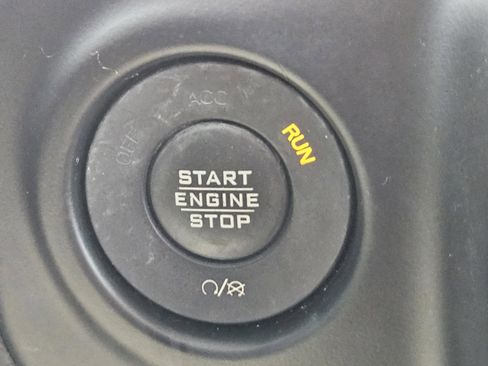Used 2020 Jeep Wrangler Unlimited Rubicon AWD/4WD image 14