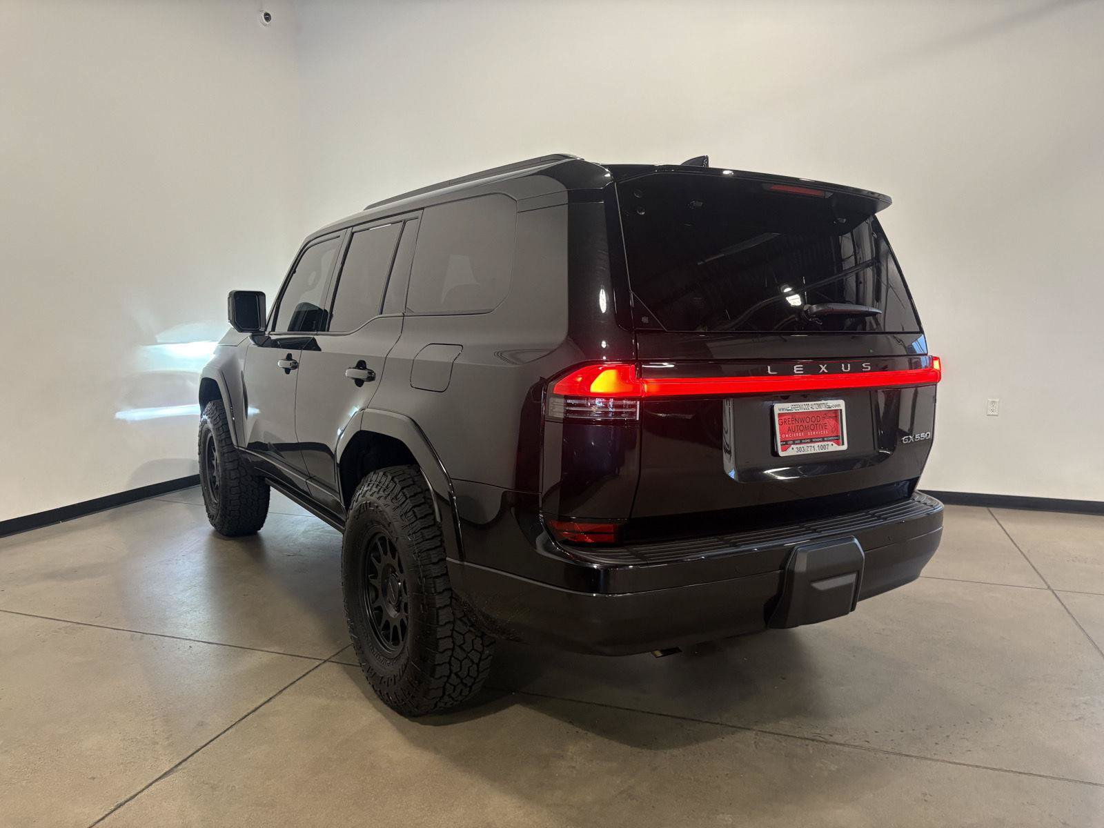 Used 2026 Lexus GX 550 w/ Accessory Package (2T) AWD/4WD image 5
