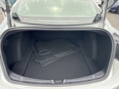 Used 2022 Tesla Model 3 Long Range image 18