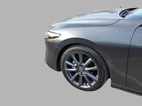 Used 2023 MAZDA MAZDA3 s image 18