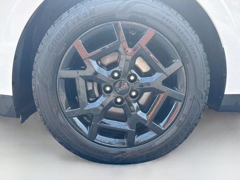 Certified 2025 Kia Carnival SX w/ SX Dark Edition Package FWD image 36