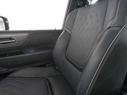 Used 2025 INFINITI QX80 Autograph w/ Autograph Exterior Package image 30