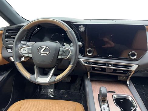 Used 2024 Lexus RX 350 Premium image 53