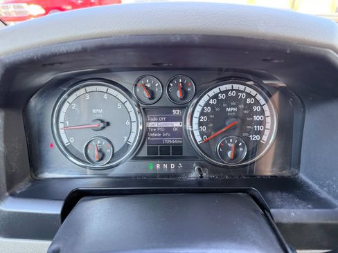 Used 2011 RAM 1500 ST w/ ST Popular Equipment Group AWD/4WD image 14