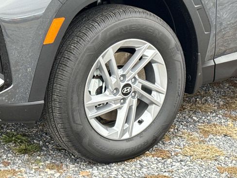 New 2026 Hyundai Tucson SE image 17