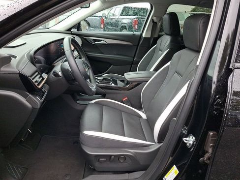 Certified 2025 Buick Envision Sport Touring image 14