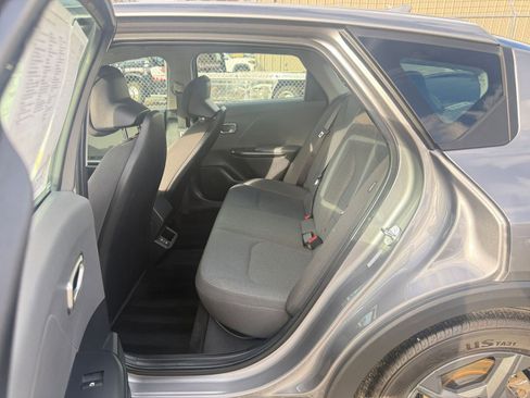 Used 2025 Kia K4 LXS image 25