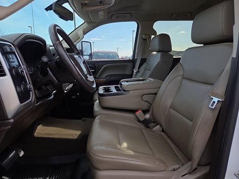 Used 2016 GMC Sierra 2500 SLT w/ Duramax Plus Package image 15