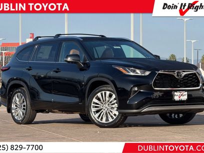 New 2026 Toyota Highlander Platinum