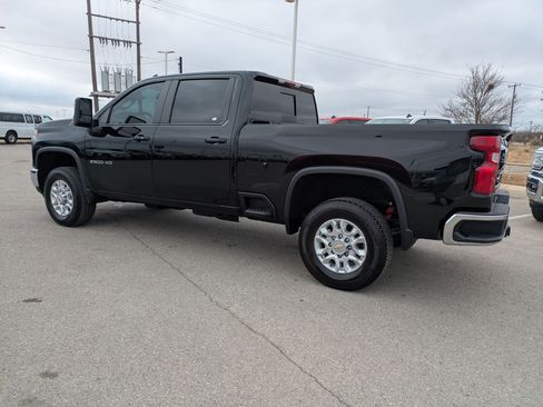 Used 2025 Chevrolet Silverado 2500 LT image 6
