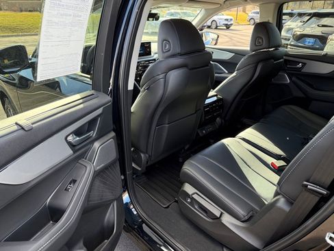 Certified 2025 Acura MDX w/ Technology Package image 14